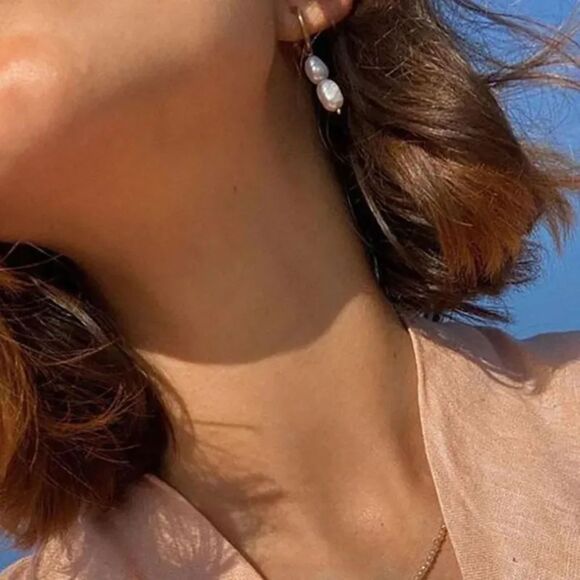 Double Pearl Freshwater 18K Gold Plated Pearl Hoop Huggie Drop Dangle Earrings - Picture 2 of 3